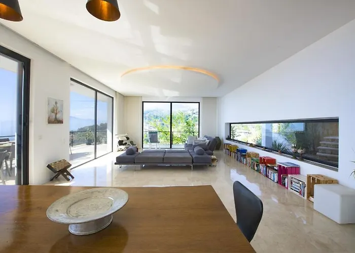 White House 酒店 费特希耶