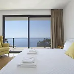 White House Отель 4*