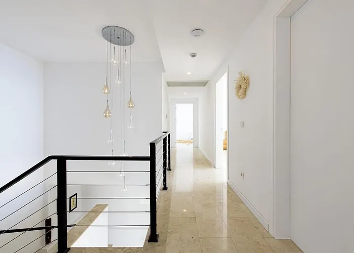 Hotel White House 4*