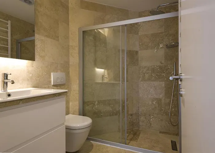 White House Hotel 4*