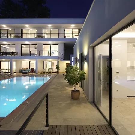 Hotel White House 4*
